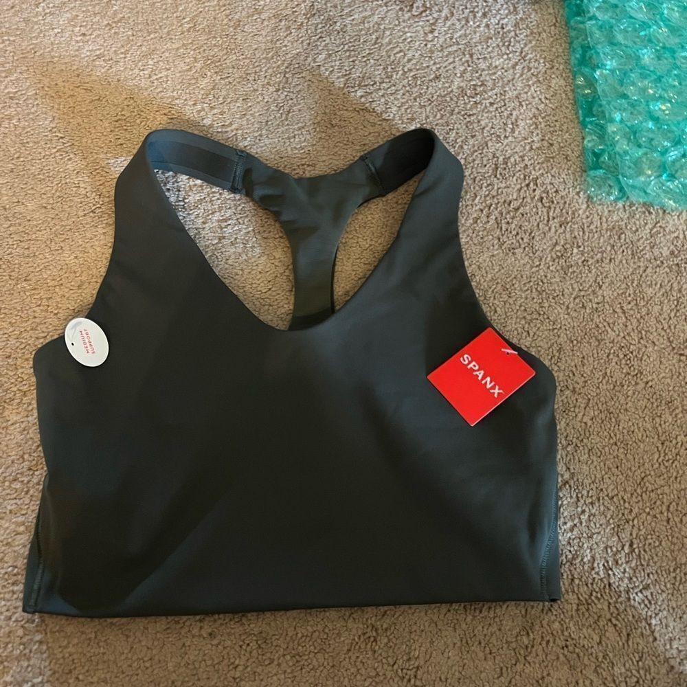NWT spanx sports bra small